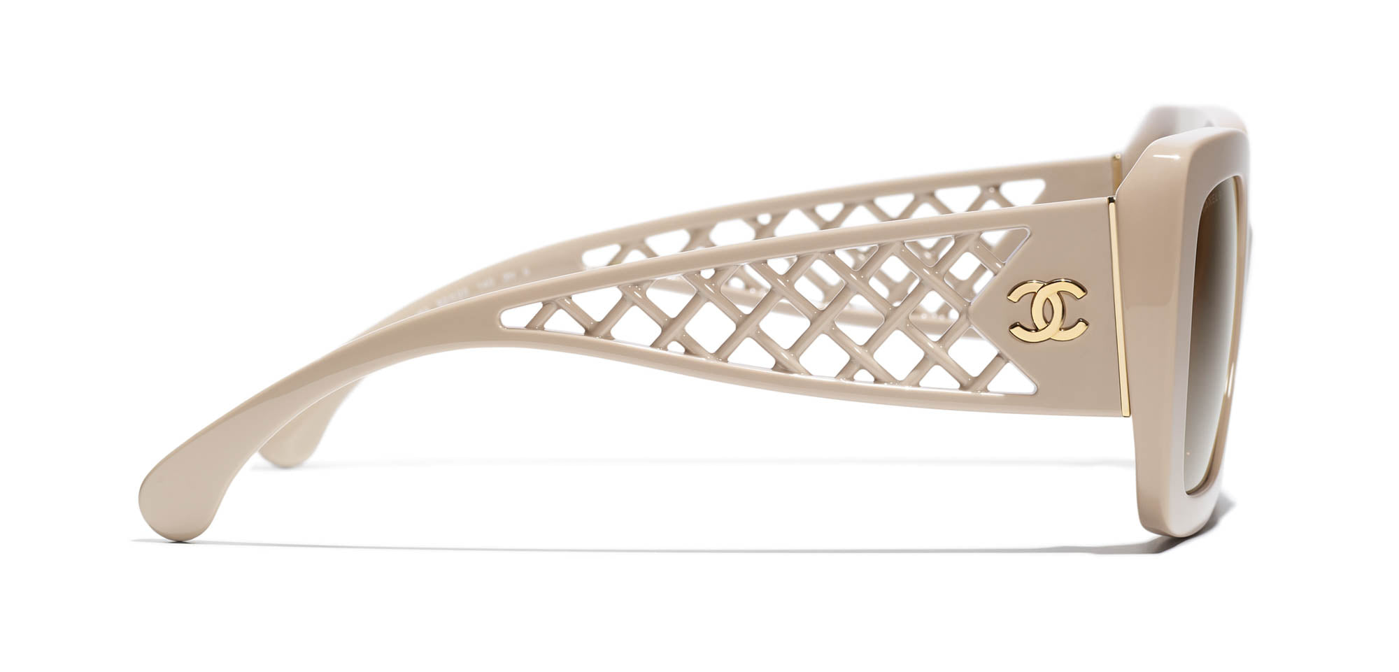 CHANEL 5567 Cat-Eye